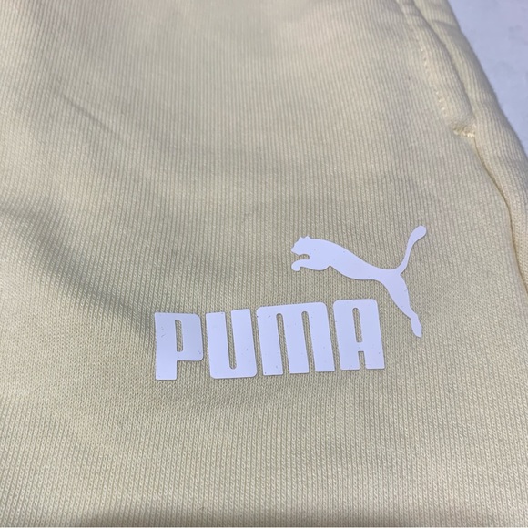 Puma NWOT Pale Yellow High Waist Sweat Leisure Sportwear Shorts Size XS - Picture 4 of 11